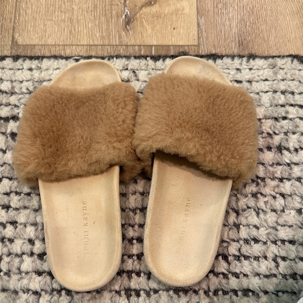 Jenni Kayne Tan Shearling Slippers